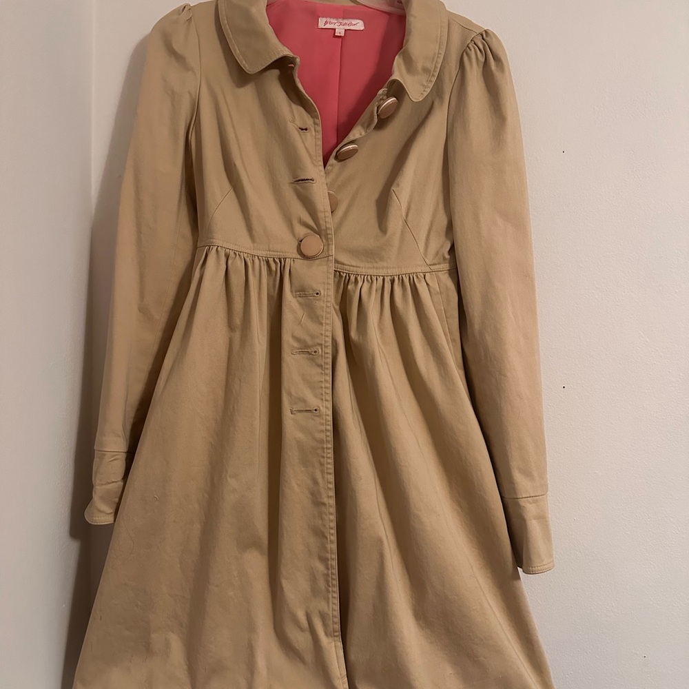 Trench Coat